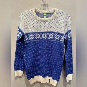 Blue and White Patterned Sweater